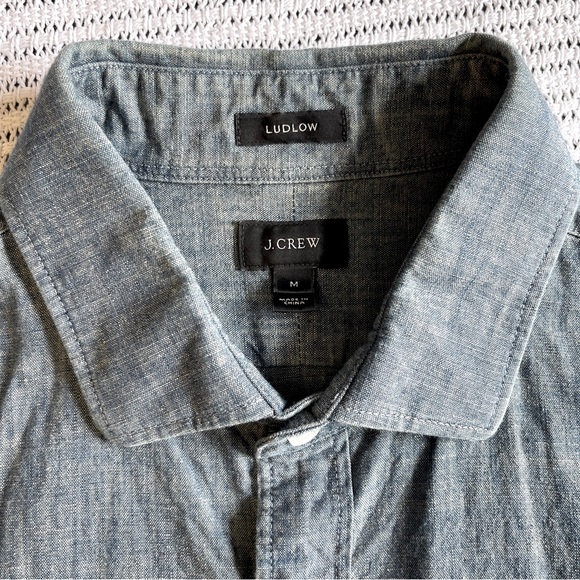 J. Crew Ludlow Chambray Shirt with Widespread Collar - Picture 4 of 5